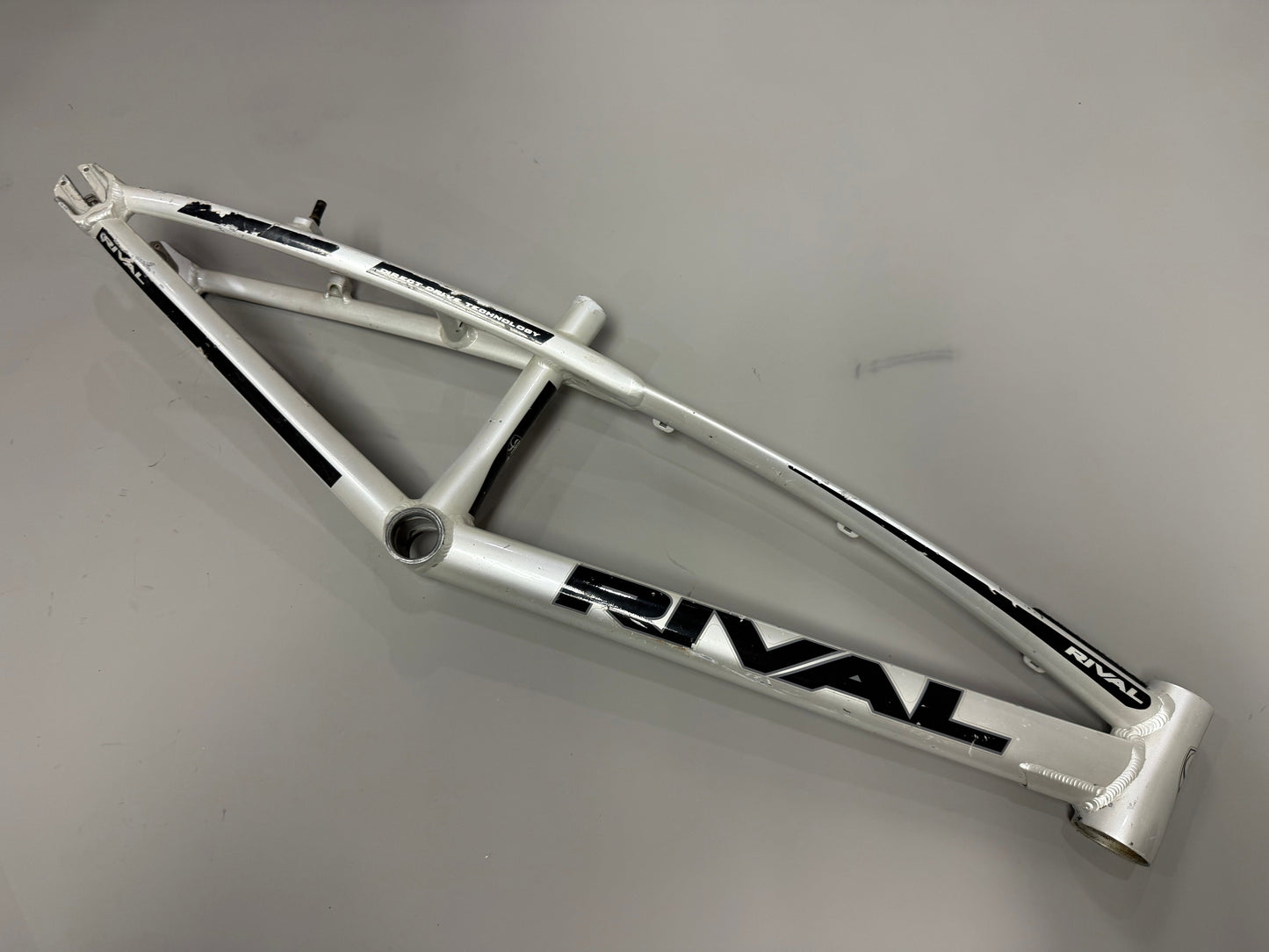 RIVAL PRO XXL Race Frame