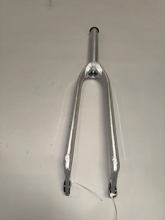 YESS Reach Fork 24” – Raw (New)